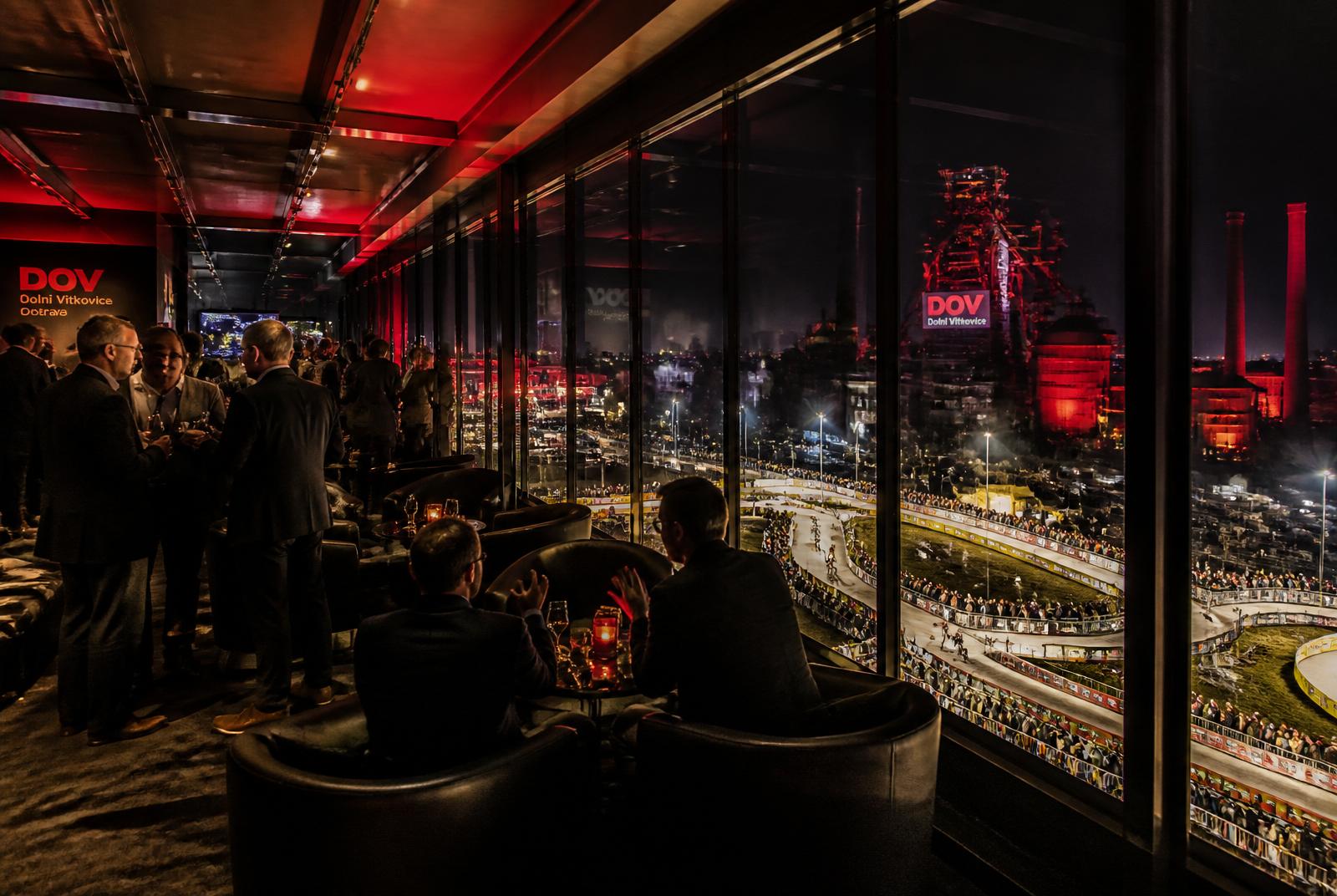 VIP Skybox nad tratí – Dolní Vítkovice